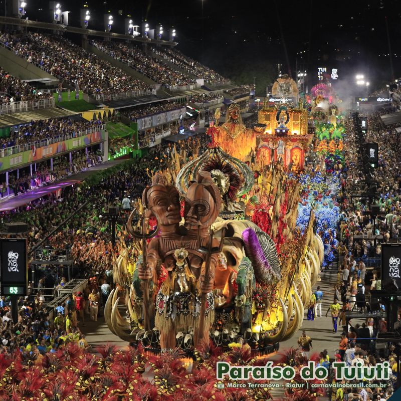 Desfile Paraíso do Tuiuti no Carnaval 2025 do Rio de Janeiro