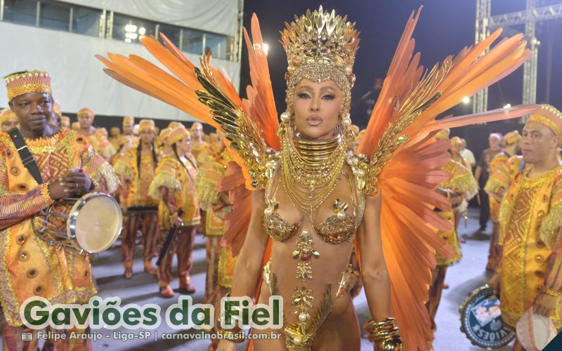 Desfile Gaviões da Fiel no Carnaval 2025 de São Paulo