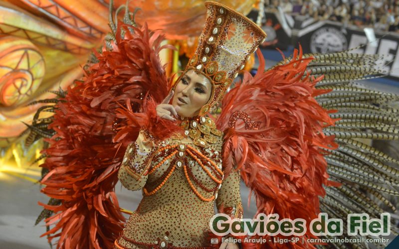 Desfile Gaviões da Fiel no Carnaval 2025 de São Paulo