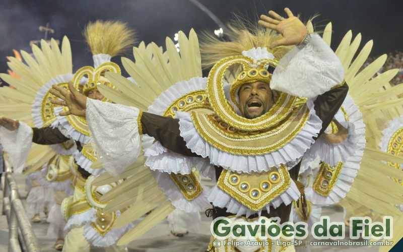 Desfile Gaviões da Fiel no Carnaval 2025 de São Paulo