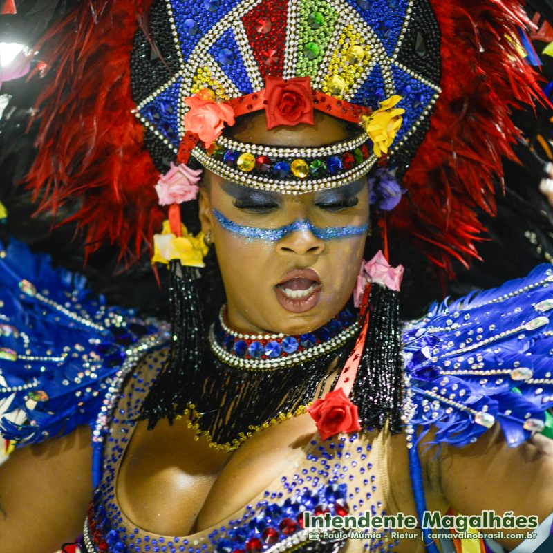 Intendente Magalhaes - desfile Coroado de Jacarepaguá no Carnaval 2025