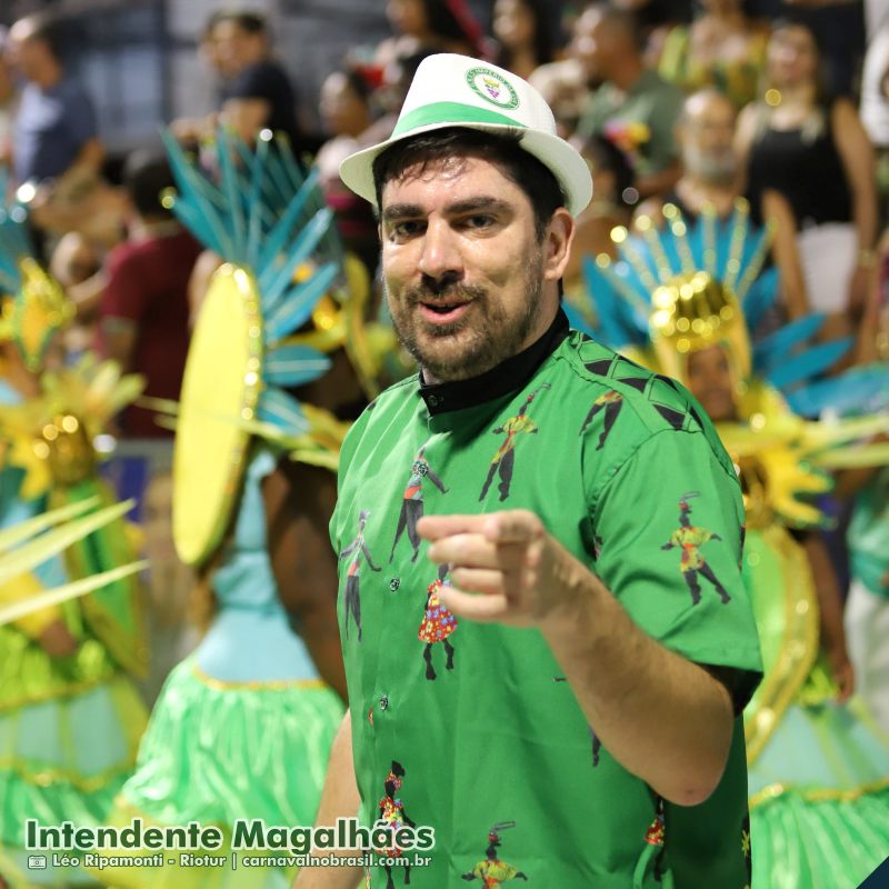 Intendente Magalhaes - desfile Império da Uva no Carnaval 2025