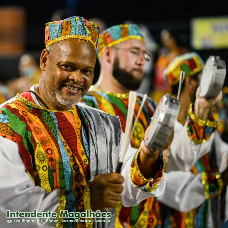 Intendente Magalhaes - desfile Império da Uva no Carnaval 2025