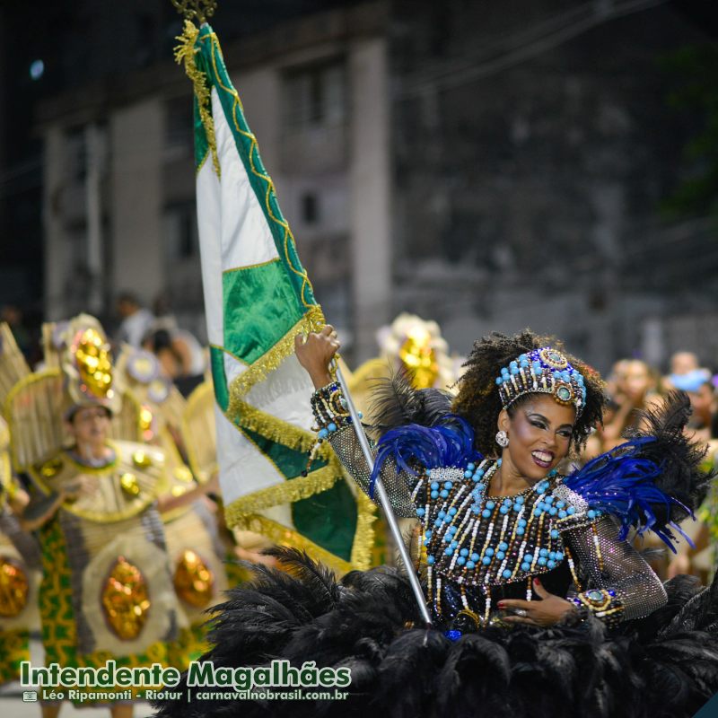 Intendente Magalhaes - desfile Império da Uva no Carnaval 2025