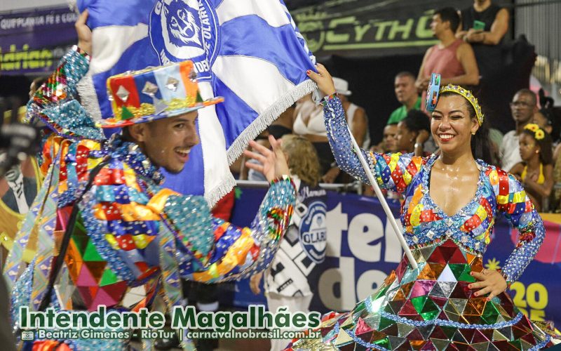 Desfile Independentes de Olaria no Carnaval 2025 na Intendente Magalhães