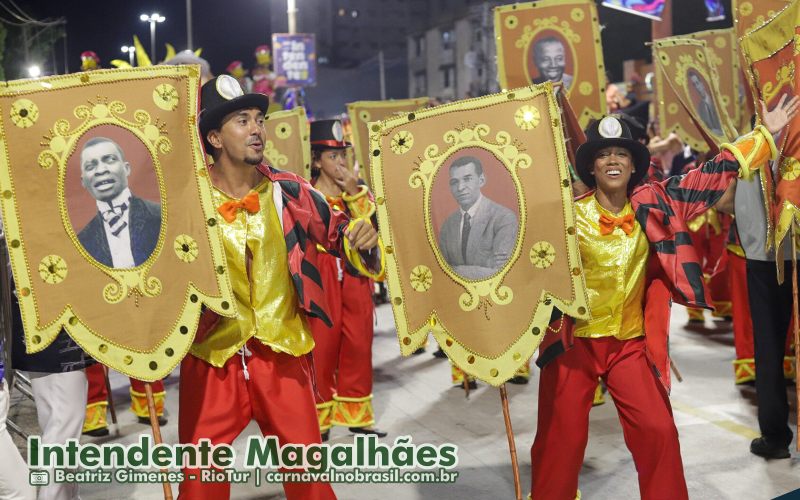 Desfile Independentes de Olaria no Carnaval 2025 na Intendente Magalhães