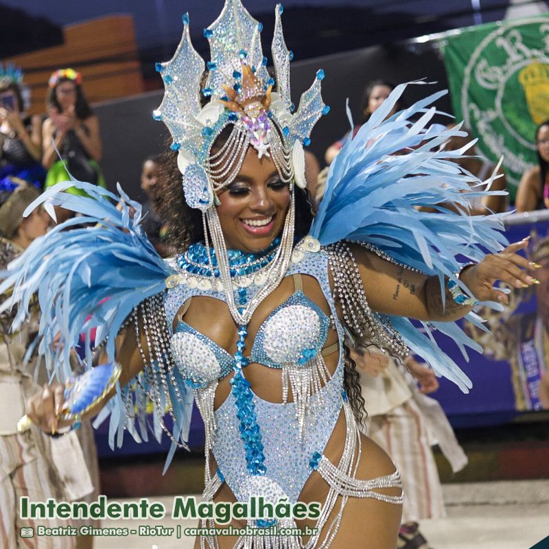 Desfile Novo Império no Carnaval 2025 na Intendente Magalhães