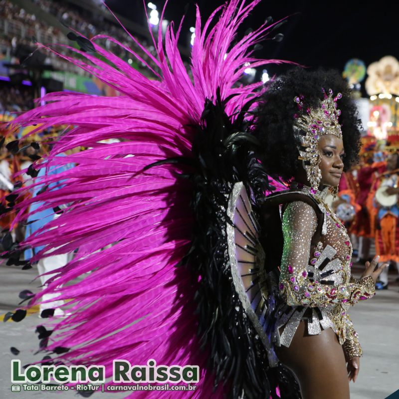 Lorena Raissa, rainha de bateria da Beija-Flor de Nilópolis no Carnaval 2025 do Rio de Janeiro