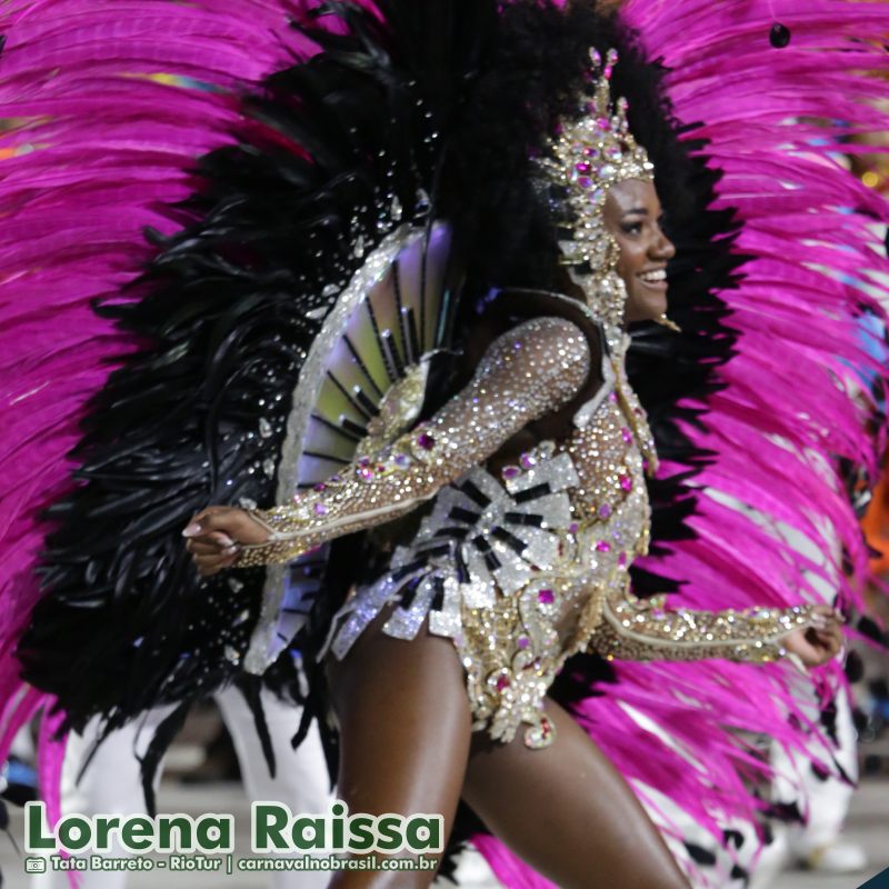 Lorena Raissa, rainha de bateria da Beija-Flor de Nilópolis no Carnaval 2025 do Rio de Janeiro