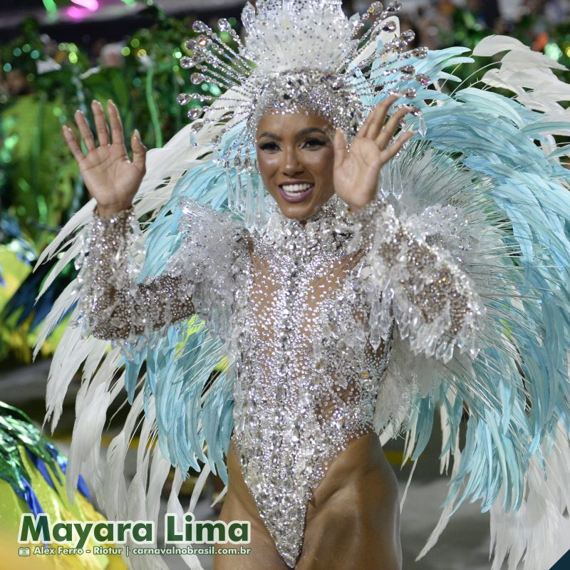 Mayara Lima, rainha de Bateria da Paraiso do Tuiuti, no Carnaval 2025 