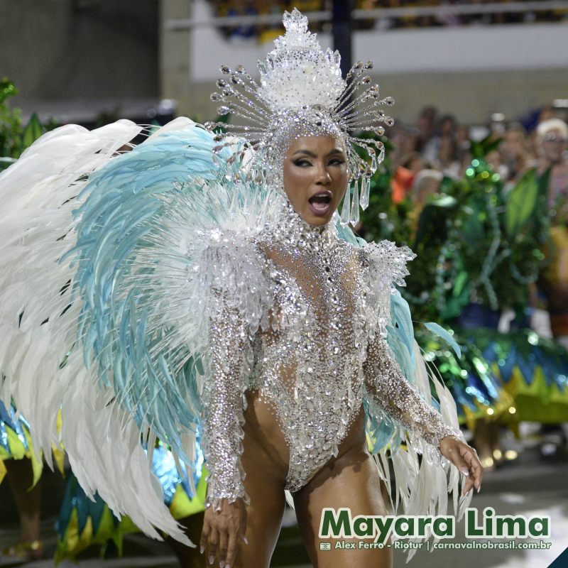 Mayara Lima, rainha de Bateria da Paraiso do Tuiuti, no Carnaval 2025 