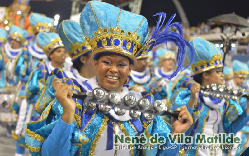 Desfile Nenê de Vila Matilde no Carnaval 2025 de São Paulo