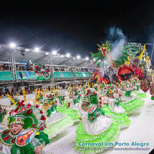 Desfile Estado Maior da Restinga no Carnaval 2025 de Porto Alegre
