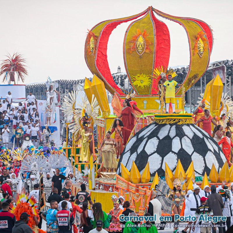 Desfile Imperatriz Dona Leopoldina no Carnaval 2025 de Porto Alegre