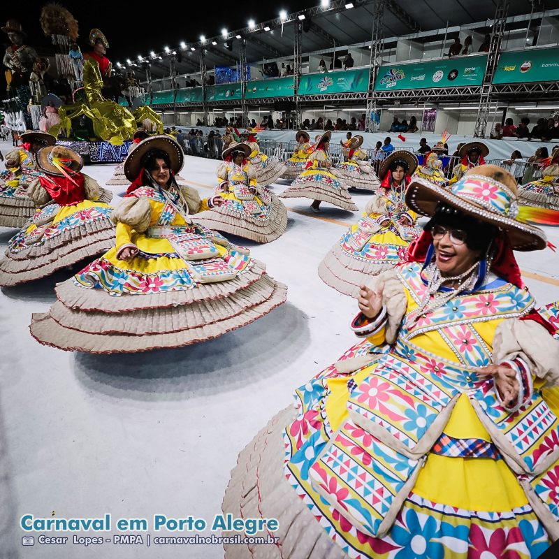 Desfile Unidos da Vila Mapa no Carnaval 2025 de Porto Alegre