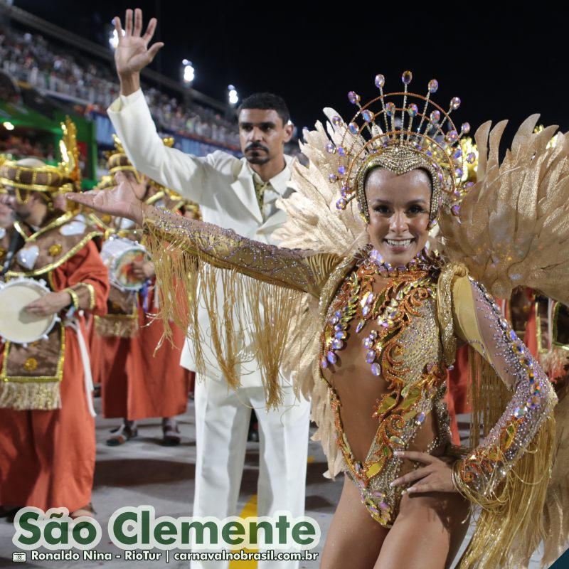 Desfile São Clemente no Carnaval 2025 do Rio de Janeiro . carnavalnobrasil.com.br