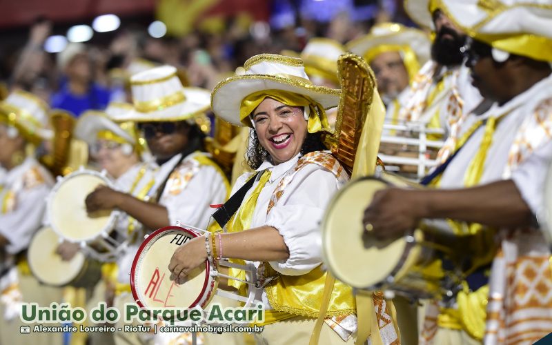 Desfile da União do Parque Acari no Carnaval 2025 no Rio de Janeiro - carnavalnobrasil.com.br