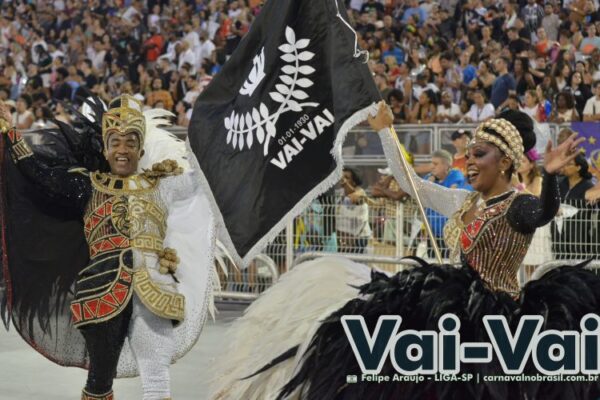 Desfile Vai-Vai no Carnaval 2025 de São Paulo