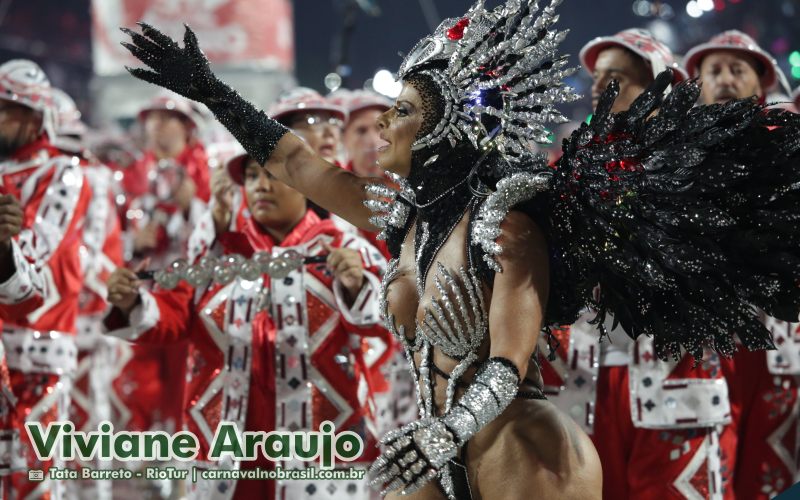 Viviane Araujo, rainha de bateria da Salgueiro no Carnaval 2025