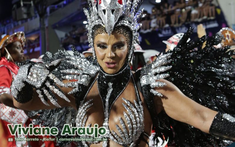 Viviane Araujo, rainha de bateria da Salgueiro no Carnaval 2025