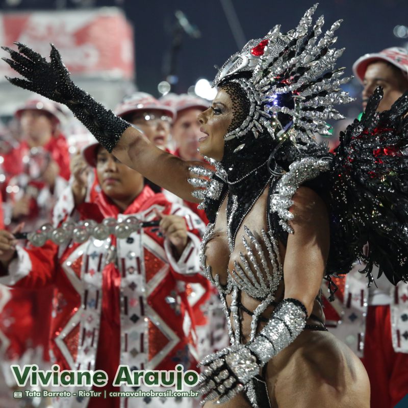 Viviane Araujo, rainha de bateria da Salgueiro no Carnaval 2025