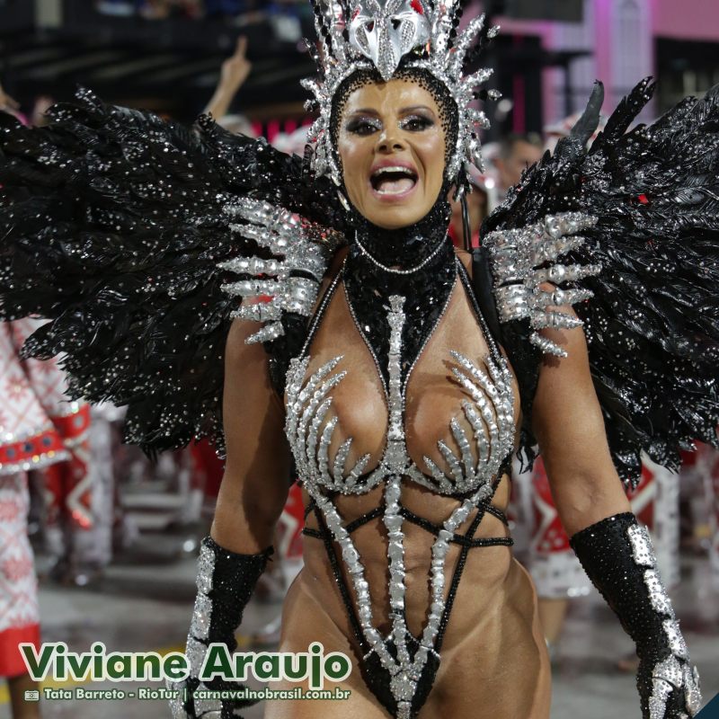 Viviane Araujo, rainha de bateria da Salgueiro no Carnaval 2025