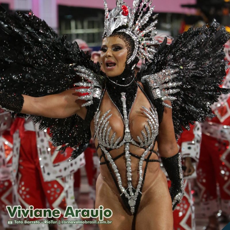 Viviane Araujo, rainha de bateria da Salgueiro no Carnaval 2025