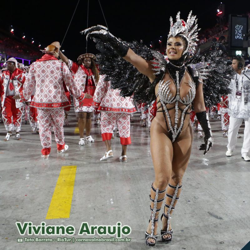 Viviane Araujo, rainha de bateria da Salgueiro no Carnaval 2025