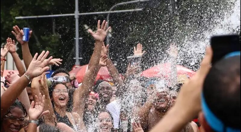 Programação dos primeiros desfiles dos blocos no Carnaval de Rua 2026 do Rio de Janeiro - carnavalnobrasil.com.br