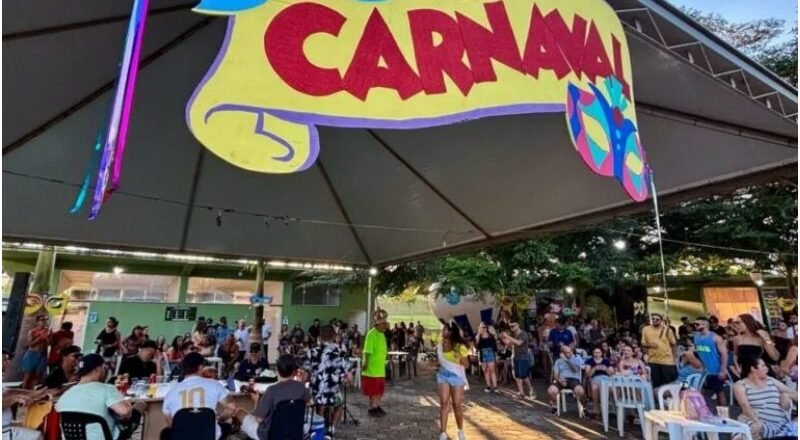 Carnaval Tibagi 2026 no Paraná : tardezinha na Orla, ao som de roda de samba e pagode