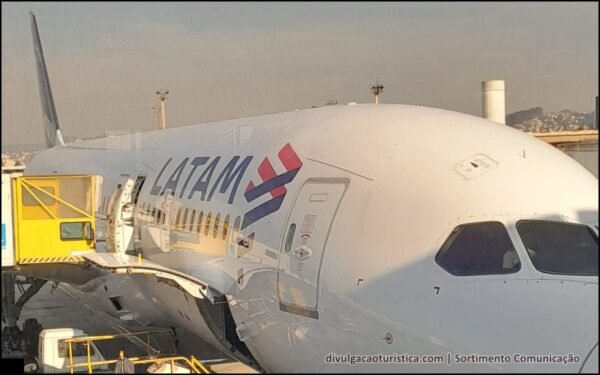 LATAM revela os aeroportos mais movimentados no Sul do Brasil durante a temporada de verão e Carnaval 2026